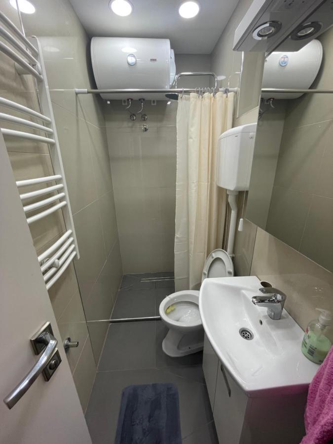 Heet Apartment Belgrado Exterior foto