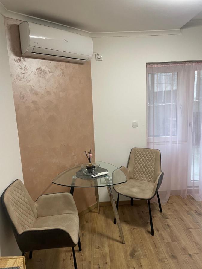 Heet Apartment Belgrado Exterior foto
