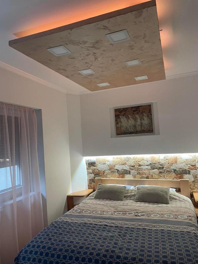 Heet Apartment Belgrado Exterior foto